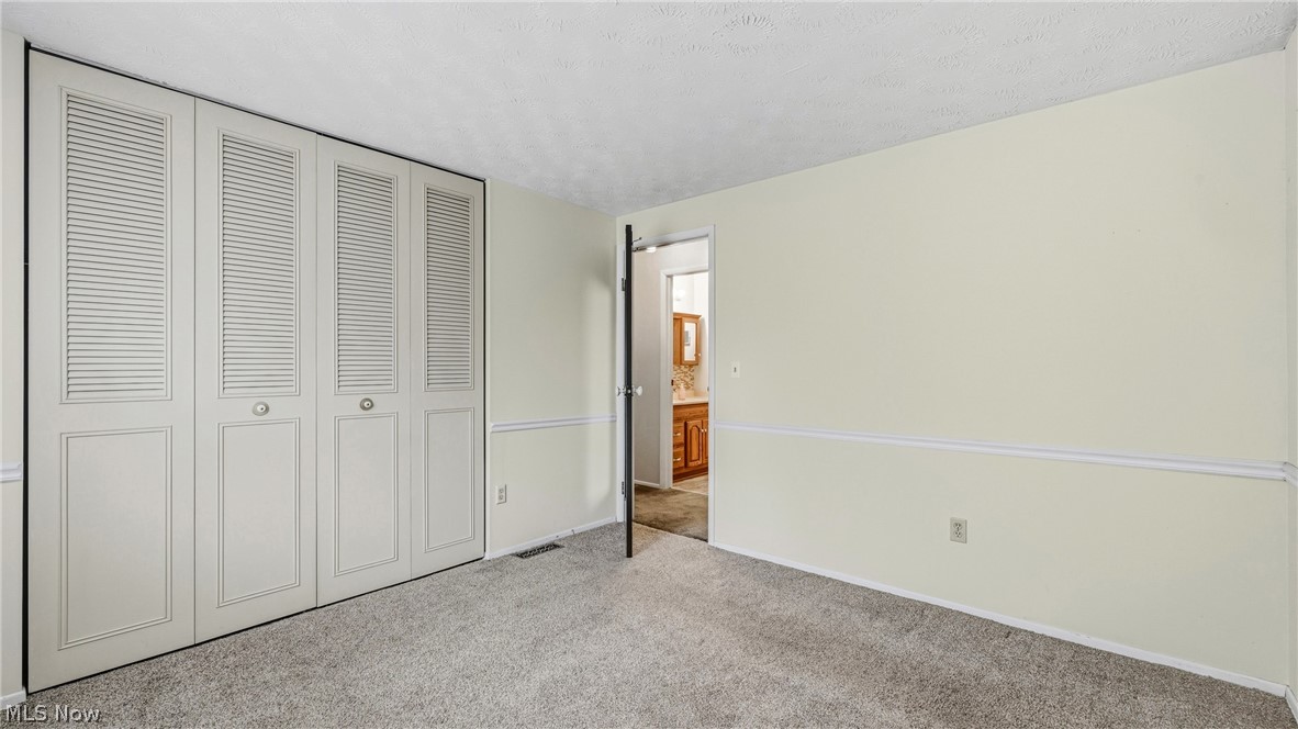 319 Stewart Avenue NW Warren OH 44483