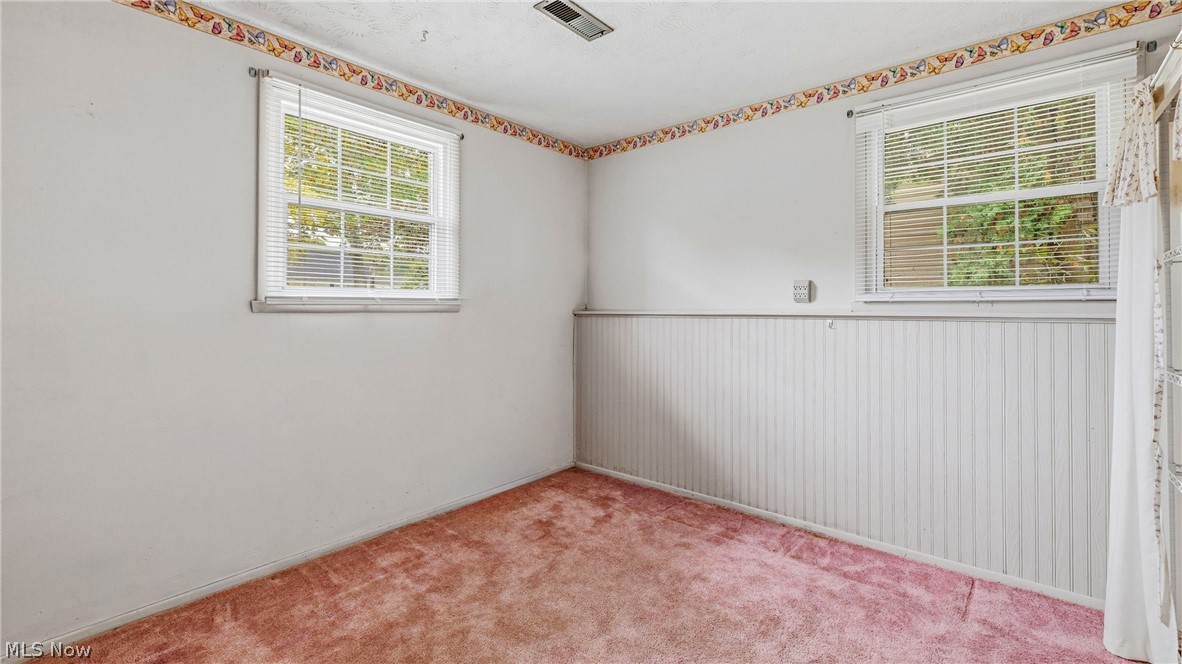319 Stewart Avenue NW Warren OH 44483