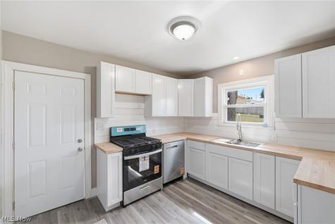226 Rellim Drive Kent OH 44240