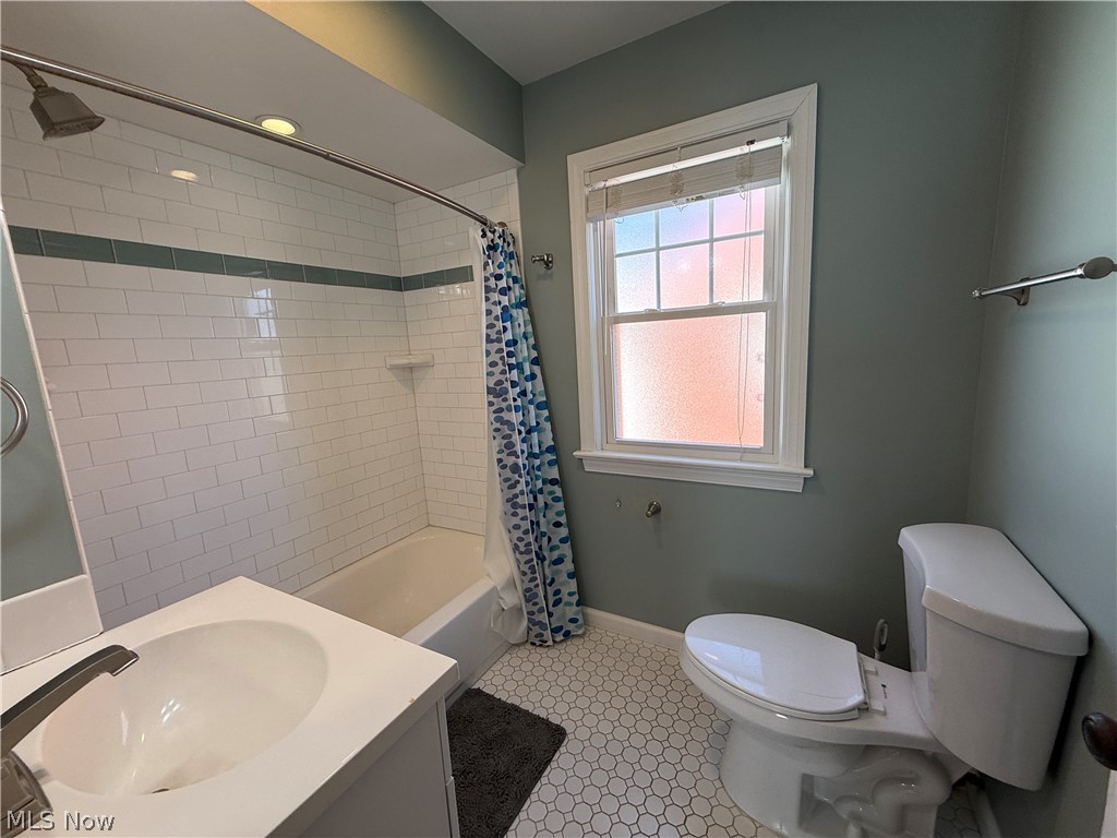1924 Powell Avenue Cleveland Heights OH 44118