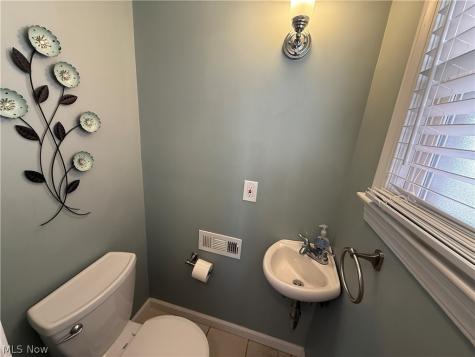 1924 Powell Avenue Cleveland Heights OH 44118