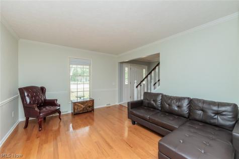 32263 Plumbrook Court Avon Lake OH 44012