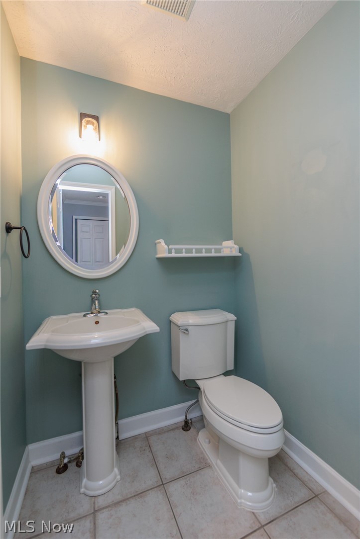 32263 Plumbrook Court Avon Lake OH 44012