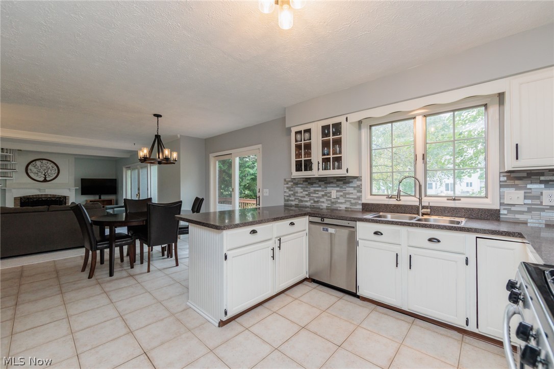32263 Plumbrook Court Avon Lake OH 44012