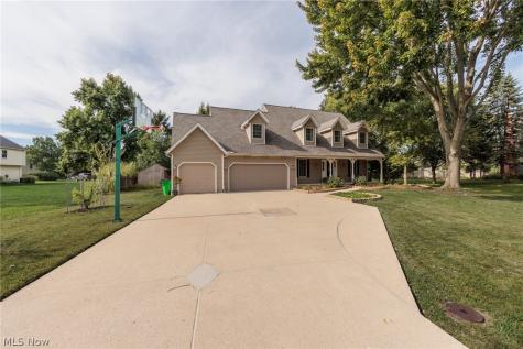 32263 Plumbrook Court Avon Lake OH 44012