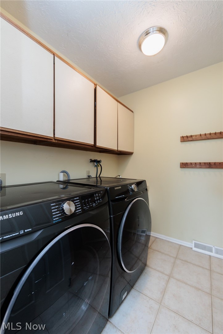 32263 Plumbrook Court Avon Lake OH 44012