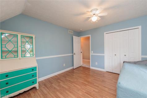 32263 Plumbrook Court Avon Lake OH 44012