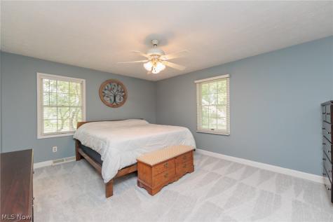 32263 Plumbrook Court Avon Lake OH 44012