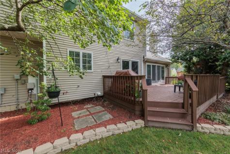 32263 Plumbrook Court Avon Lake OH 44012