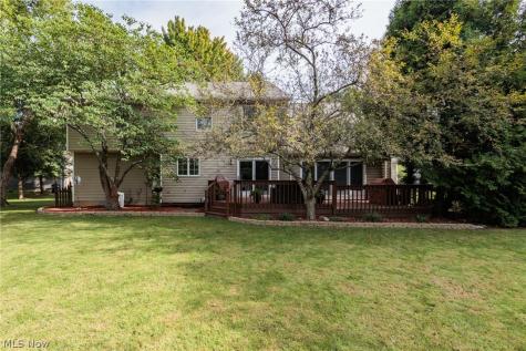 32263 Plumbrook Court Avon Lake OH 44012