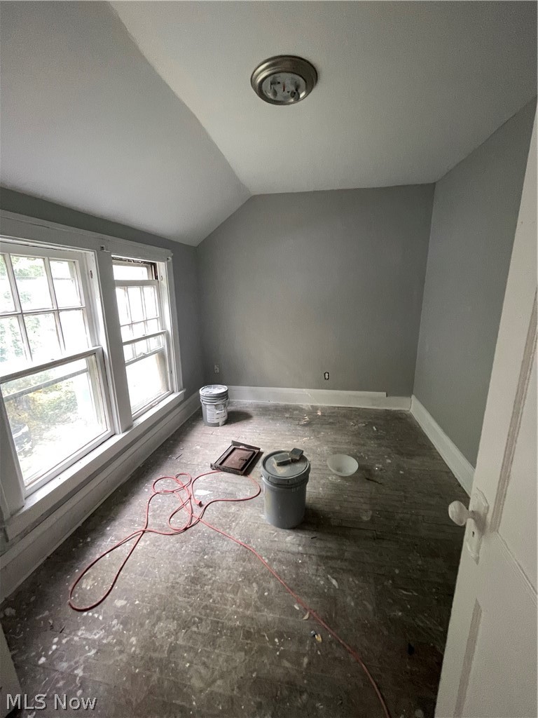 16624 Endora Road Cleveland OH 44112