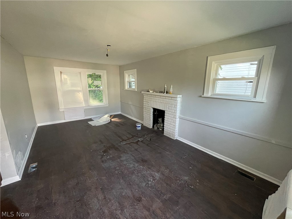 16624 Endora Road Cleveland OH 44112