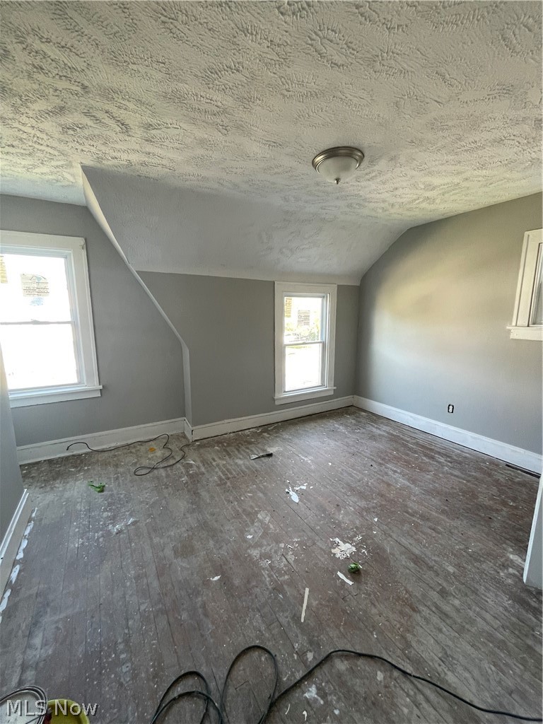 16624 Endora Road Cleveland OH 44112