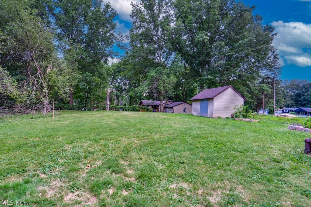 2862 Denaple Avenue Akron OH 44312