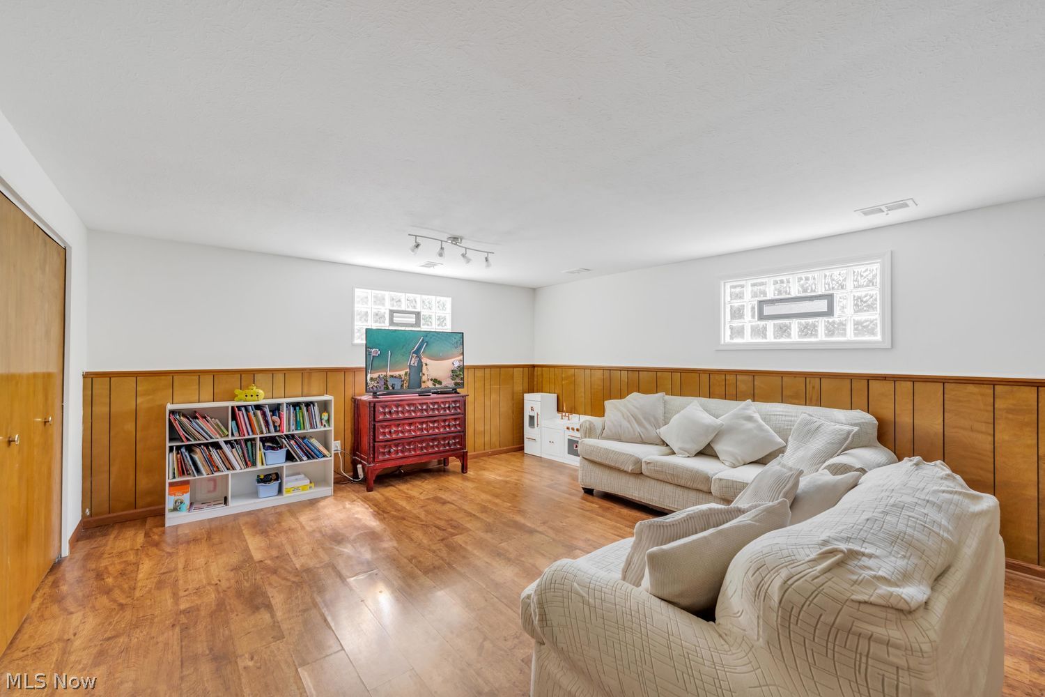 22685 Bard Avenue Fairview Park OH 44126