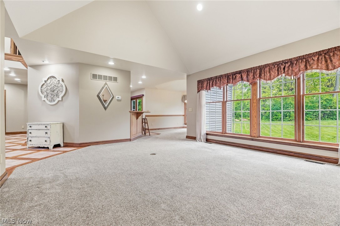 1012 Cloverdale Circle NE Massillon OH 44646