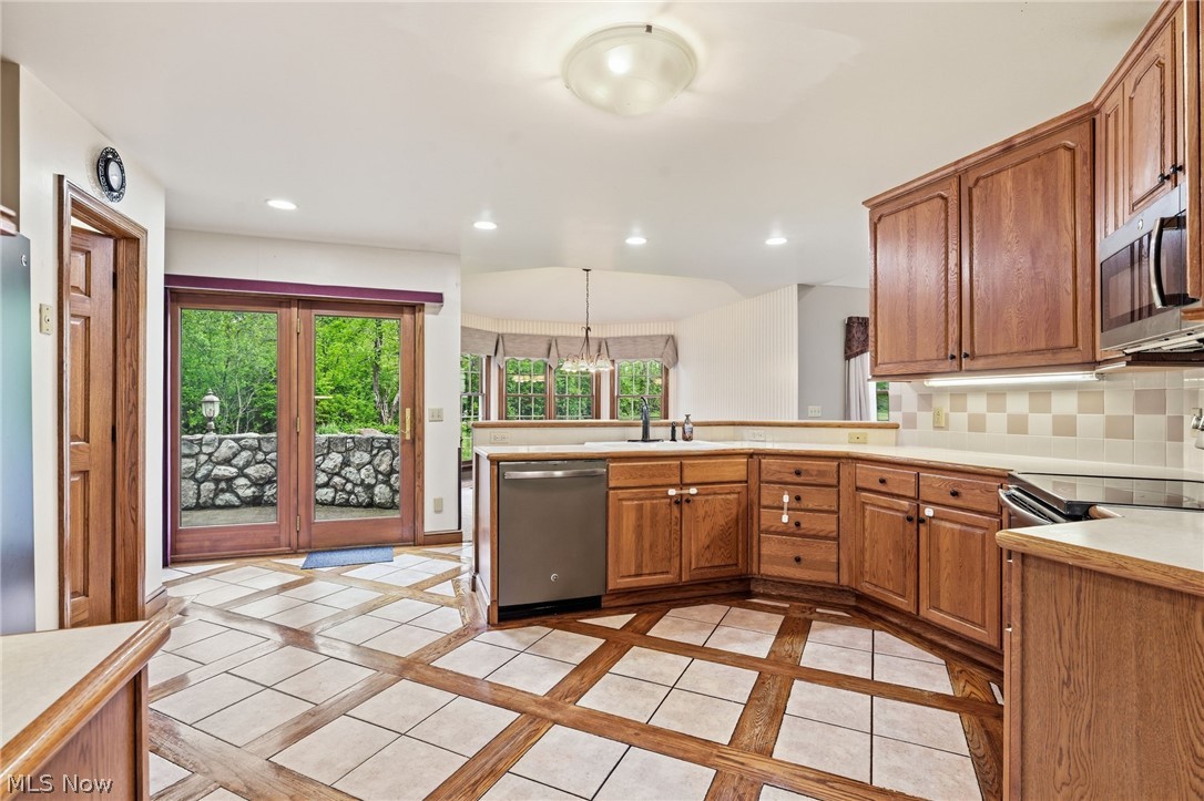 1012 Cloverdale Circle NE Massillon OH 44646