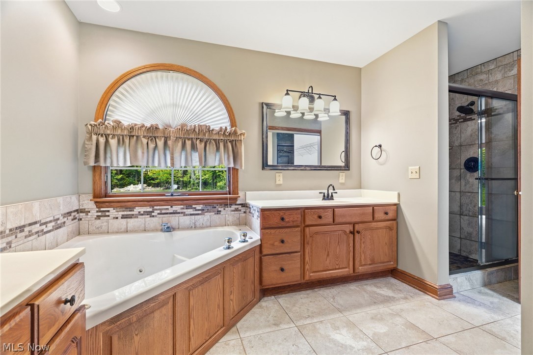 1012 Cloverdale Circle NE Massillon OH 44646