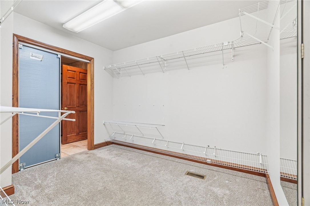 1012 Cloverdale Circle NE Massillon OH 44646