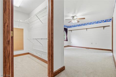 1012 Cloverdale Circle NE Massillon OH 44646
