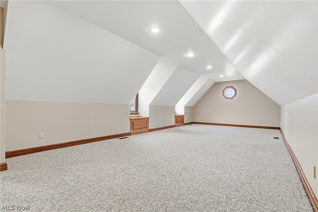 1012 Cloverdale Circle NE Massillon OH 44646