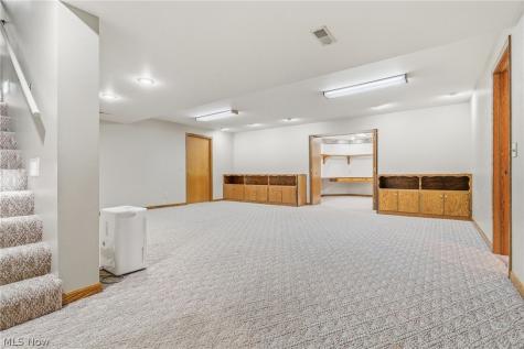 1012 Cloverdale Circle NE Massillon OH 44646