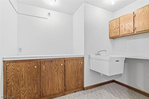 1012 Cloverdale Circle NE Massillon OH 44646