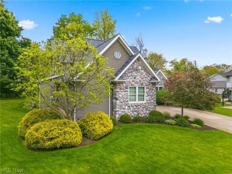 1012 Cloverdale Circle NE Massillon OH 44646
