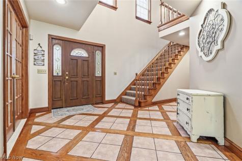 1012 Cloverdale Circle NE Massillon OH 44646