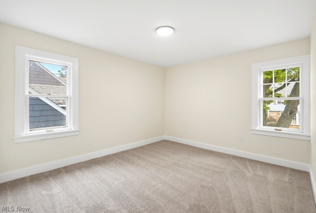 1376 Avondale Road South Euclid OH 44121