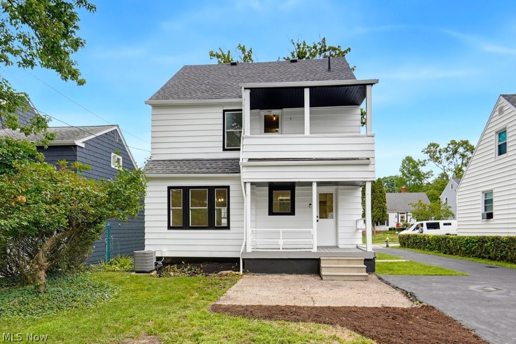 1376 Avondale Road South Euclid OH 44121
