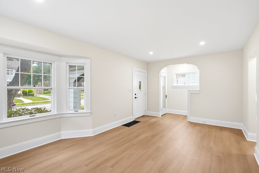 1376 Avondale Road South Euclid OH 44121