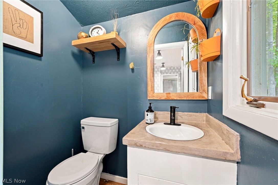 20019 Hawthorne Lane Strongsville OH 44149