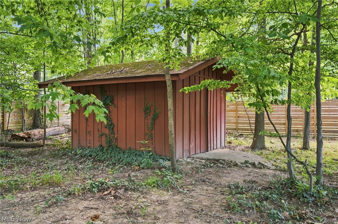 20019 Hawthorne Lane Strongsville OH 44149