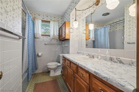 2651 11th Street Cuyahoga Falls OH 44221