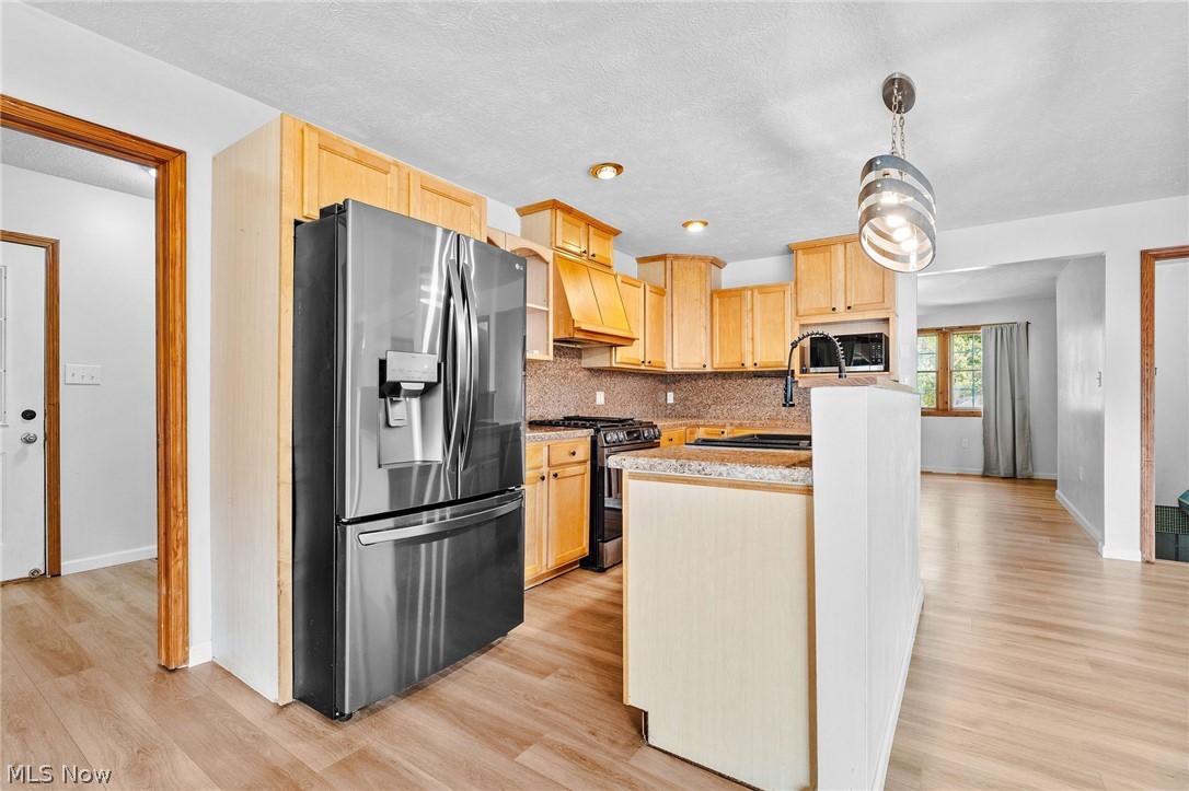 325 Fieldstone Court Wellington OH 44090