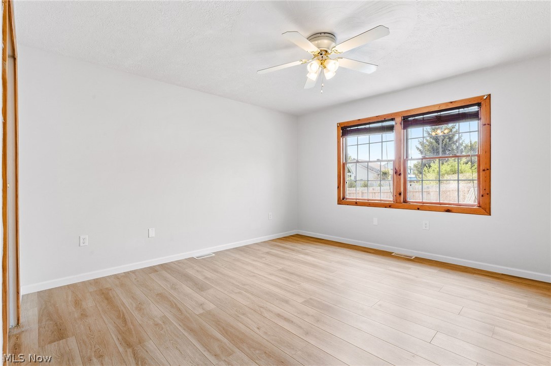 325 Fieldstone Court Wellington OH 44090