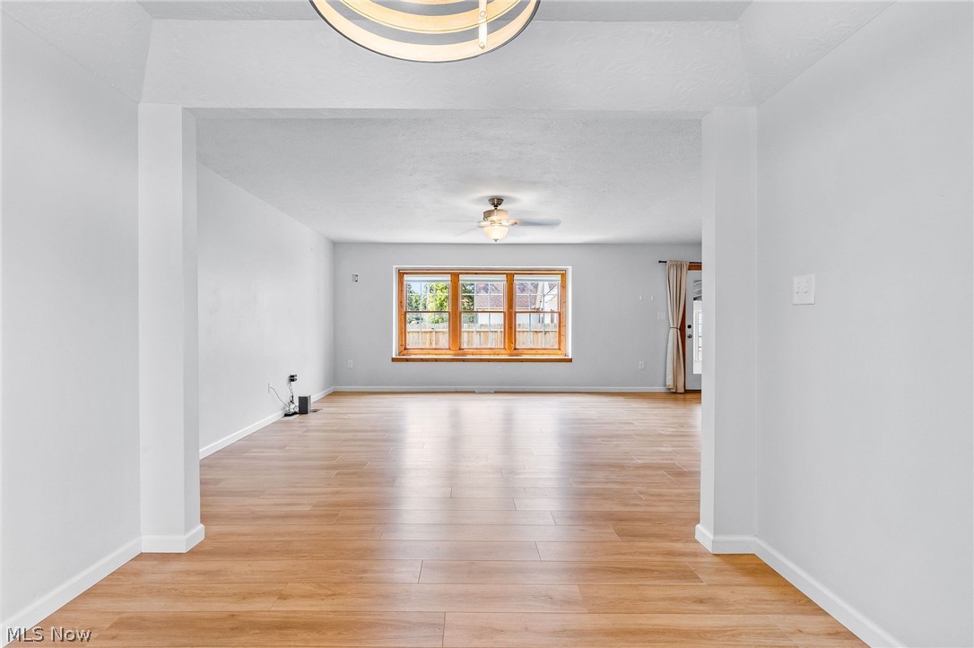 325 Fieldstone Court Wellington OH 44090