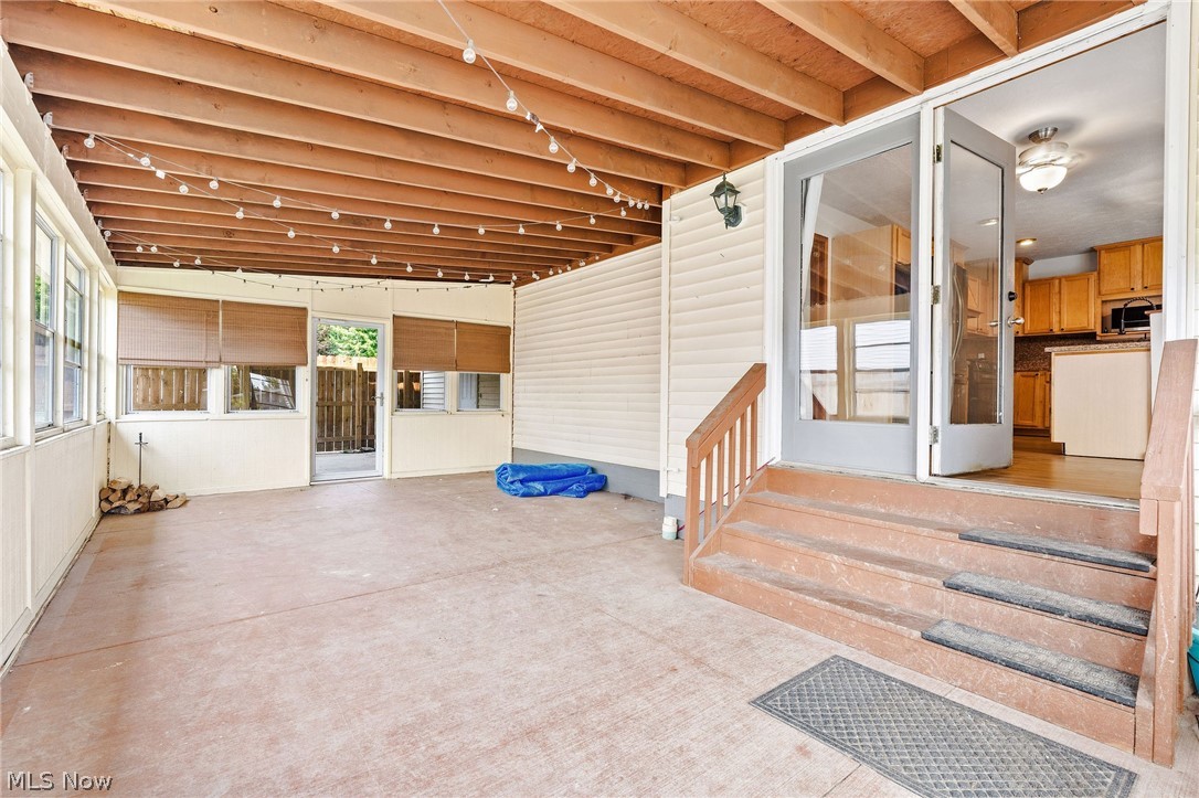 325 Fieldstone Court Wellington OH 44090