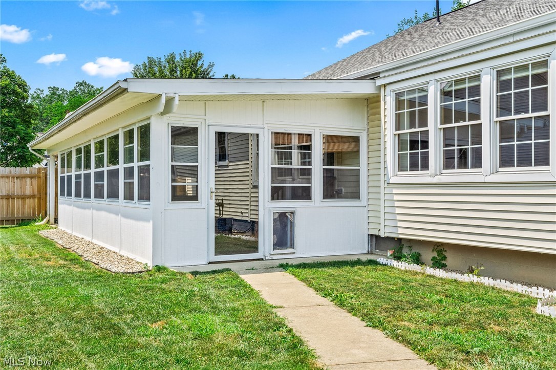 325 Fieldstone Court Wellington OH 44090