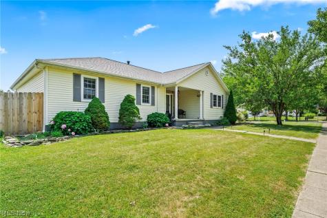 325 Fieldstone Court Wellington OH 44090