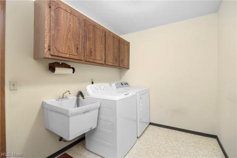 6308 Night Vista Drive Parma OH 44129