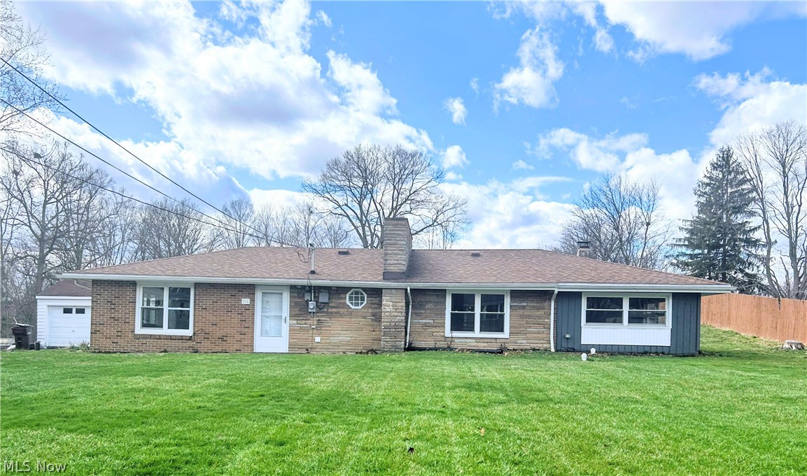 558 Lessig Avenue Springfield OH 44312