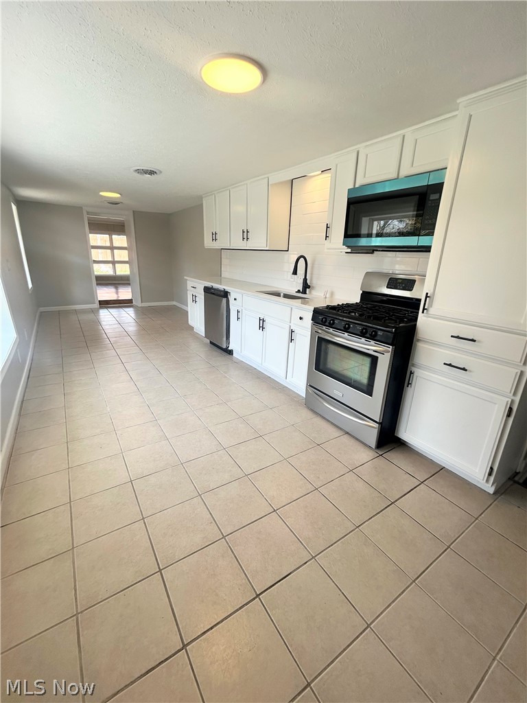 558 Lessig Avenue Springfield OH 44312