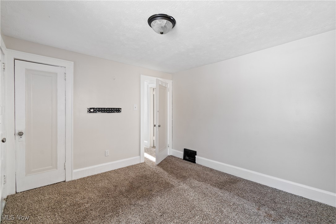 1824 Root Avenue NE Canton OH 44705
