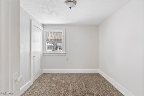 1824 Root Avenue NE Canton OH 44705