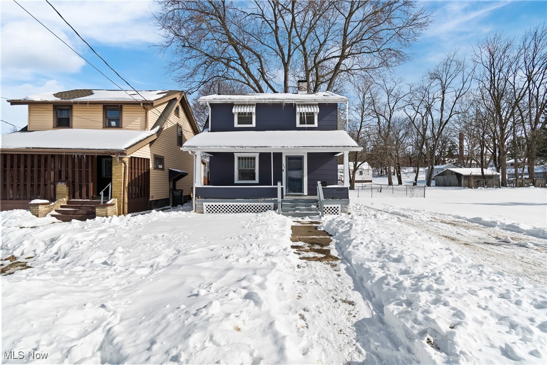 1824 Root Avenue NE Canton OH 44705