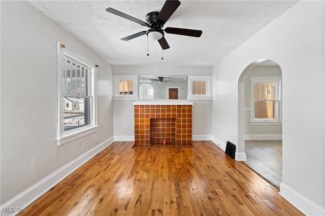 1824 Root Avenue NE Canton OH 44705