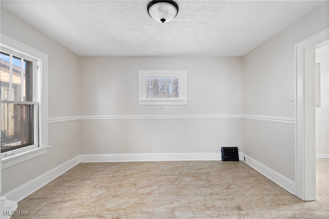 1824 Root Avenue NE Canton OH 44705