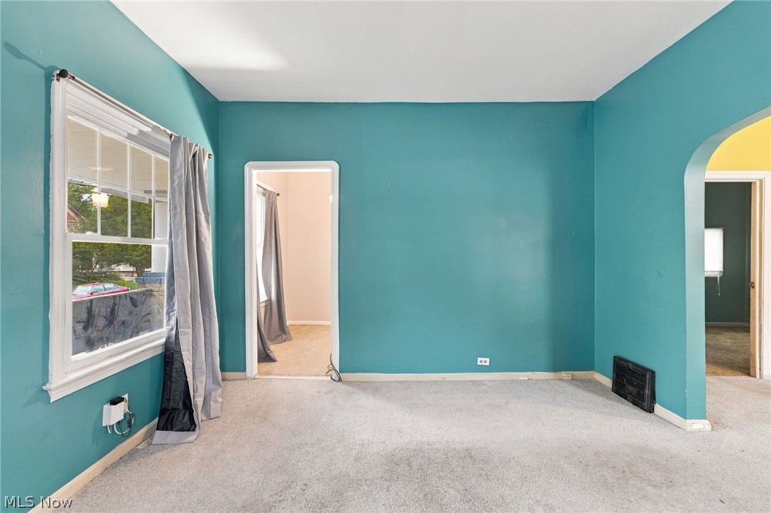 3622 Newark Avenue Cleveland OH 44109